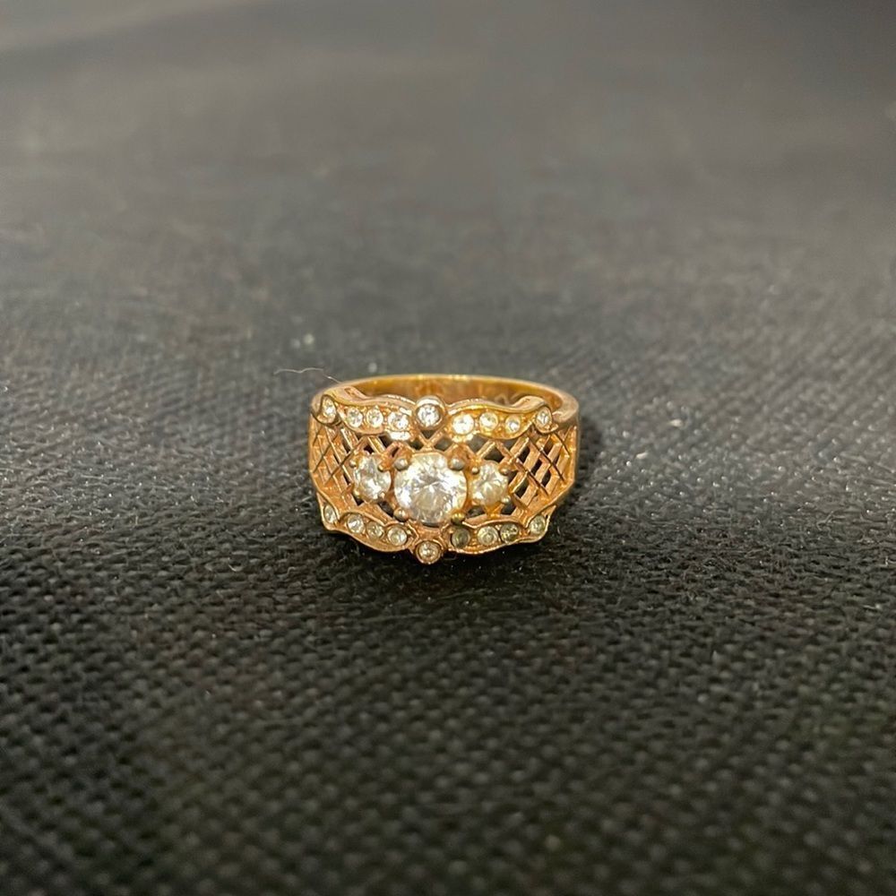 Large ring 